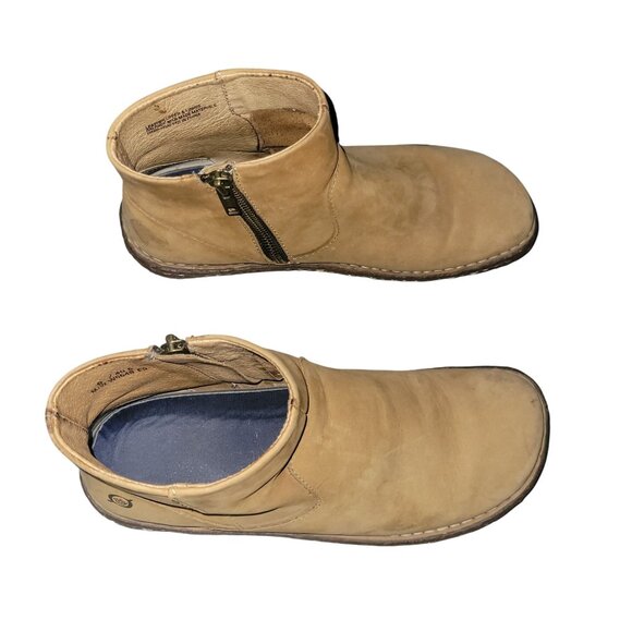 Born Tan Leather Ankle Boots With Side Zippers 9 outdoor hiking hippie comfort - Picture 2 of 8
